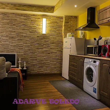 Apartamentos Adarve Toledo Exterior photo